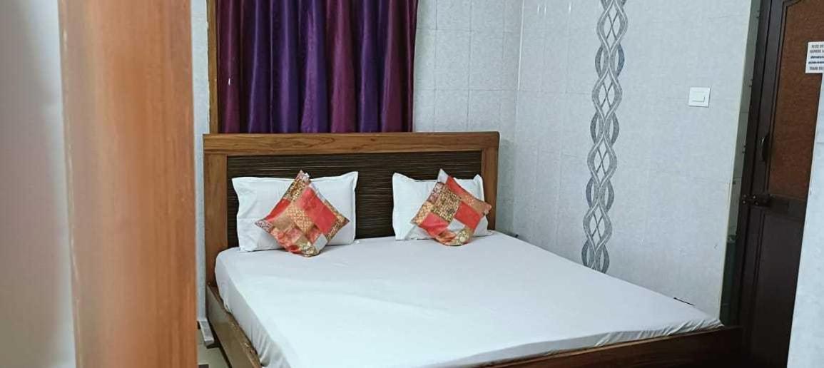צ'נאי Hotel O Sms Grand Inn מראה חיצוני תמונה